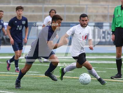 Thumbnail 3 in Del Norte vs. Hoover (CIF SDS Division 3 Final) photogallery.