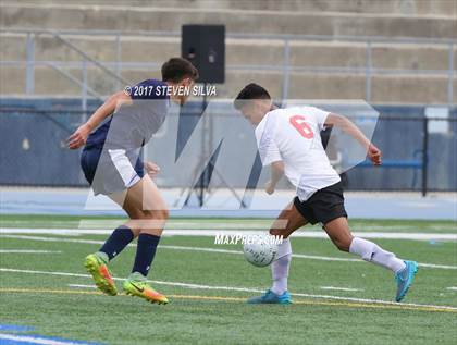 Thumbnail 2 in Del Norte vs. Hoover (CIF SDS Division 3 Final) photogallery.