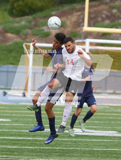 Thumbnail 2 in Del Norte vs. Hoover (CIF SDS Division 3 Final) photogallery.