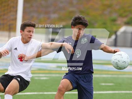 Thumbnail 3 in Del Norte vs. Hoover (CIF SDS Division 3 Final) photogallery.