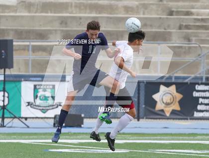 Thumbnail 1 in Del Norte vs. Hoover (CIF SDS Division 3 Final) photogallery.