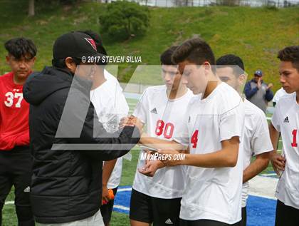 Thumbnail 2 in Del Norte vs. Hoover (CIF SDS Division 3 Final) photogallery.