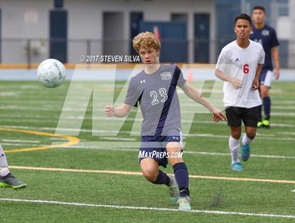 Thumbnail 3 in Del Norte vs. Hoover (CIF SDS Division 3 Final) photogallery.