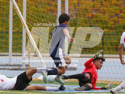 Thumbnail 3 in Del Norte vs. Hoover (CIF SDS Division 3 Final) photogallery.