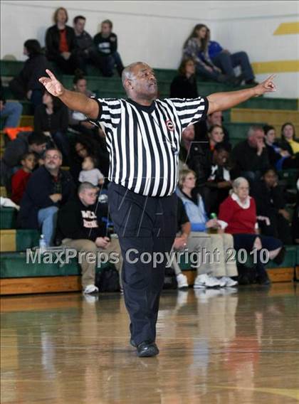 Thumbnail 3 in Knoxville Catholic vs Karns (Pilot Food-Mart Classic) photogallery.