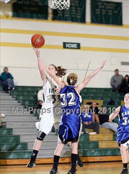 Thumbnail 1 in Knoxville Catholic vs Karns (Pilot Food-Mart Classic) photogallery.