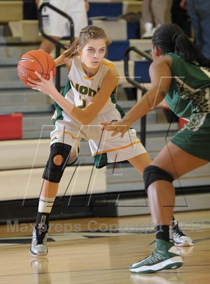 Thumbnail 2 in West Linn vs. Jesuit (Nike Interstate Shootout) photogallery.