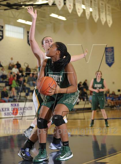 Thumbnail 3 in West Linn vs. Jesuit (Nike Interstate Shootout) photogallery.