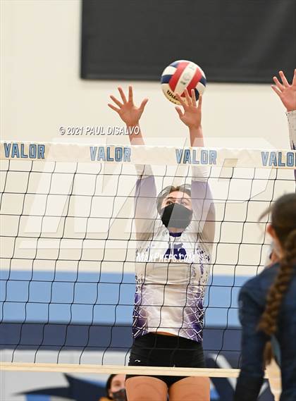 Thumbnail 3 in Arvada West @ Valor Christian photogallery.