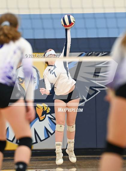 Thumbnail 3 in Arvada West @ Valor Christian photogallery.