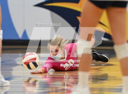 Thumbnail 3 in Arvada West @ Valor Christian photogallery.
