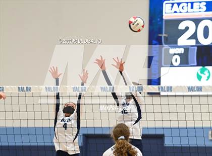 Thumbnail 3 in Arvada West @ Valor Christian photogallery.
