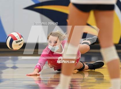 Thumbnail 2 in Arvada West @ Valor Christian photogallery.