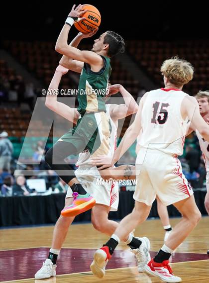 Thumbnail 1 in Falcon vs Montrose (CHSAA 5A Great 8) photogallery.
