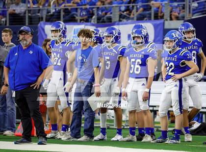Thumbnail 2 in Stratford vs. Falls City (UIL Football 2A D1 Finals) photogallery.