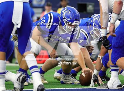 Thumbnail 2 in Stratford vs. Falls City (UIL Football 2A D1 Finals) photogallery.