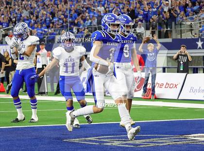 Thumbnail 1 in Stratford vs. Falls City (UIL Football 2A D1 Finals) photogallery.