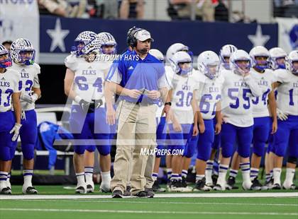 Thumbnail 2 in Stratford vs. Falls City (UIL Football 2A D1 Finals) photogallery.