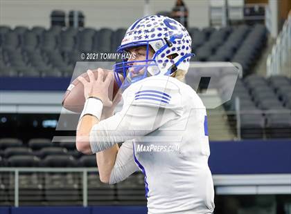 Thumbnail 2 in Stratford vs. Falls City (UIL Football 2A D1 Finals) photogallery.