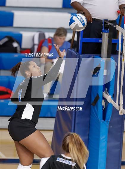 Thumbnail 3 in Harris County vs Locust Grove (Southside Classic) photogallery.