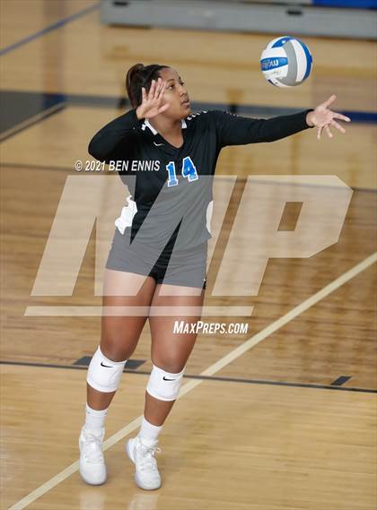 Thumbnail 3 in Harris County vs Locust Grove (Southside Classic) photogallery.