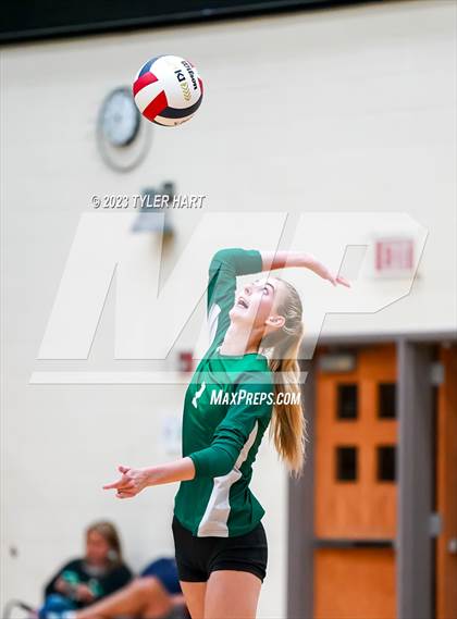 Thumbnail 1 in Crown Point vs. Floyd Central photogallery.