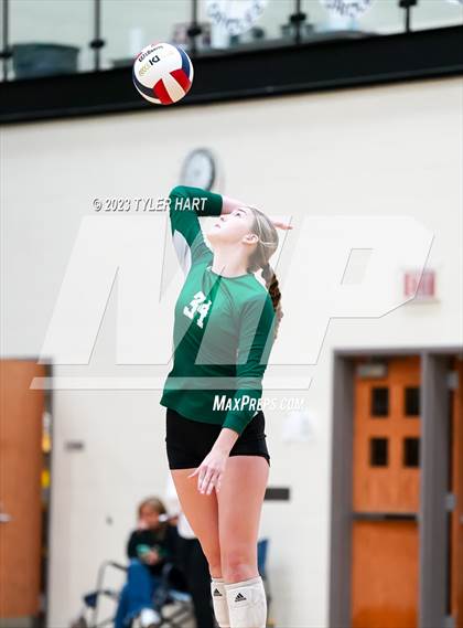 Thumbnail 3 in Crown Point vs. Floyd Central photogallery.