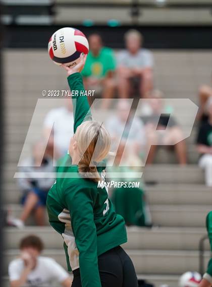 Thumbnail 1 in Crown Point vs. Floyd Central photogallery.