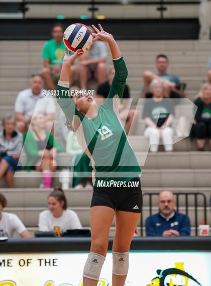 Thumbnail 3 in Crown Point vs. Floyd Central photogallery.