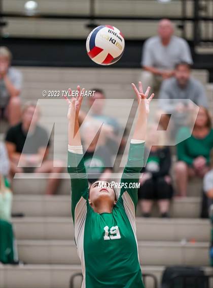 Thumbnail 1 in Crown Point vs. Floyd Central photogallery.