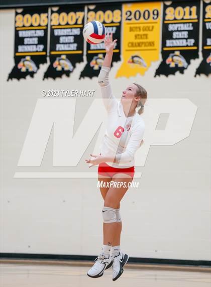 Thumbnail 1 in Crown Point vs. Floyd Central photogallery.