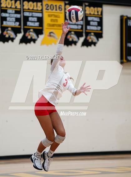 Thumbnail 1 in Crown Point vs. Floyd Central photogallery.