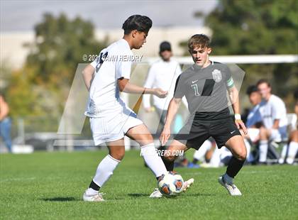 Thumbnail 1 in Coronado vs. Palo Verde (Class 5A Southern Section FINAL) photogallery.