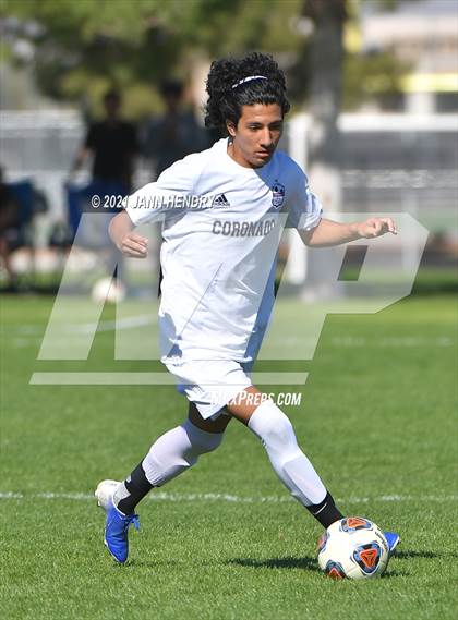 Thumbnail 3 in Coronado vs. Palo Verde (Class 5A Southern Section FINAL) photogallery.