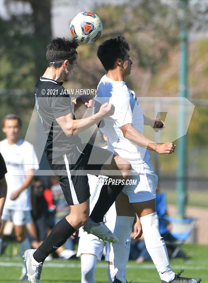 Thumbnail 1 in Coronado vs. Palo Verde (Class 5A Southern Section FINAL) photogallery.