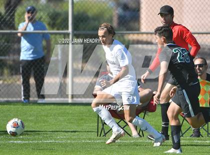 Thumbnail 3 in Coronado vs. Palo Verde (Class 5A Southern Section FINAL) photogallery.