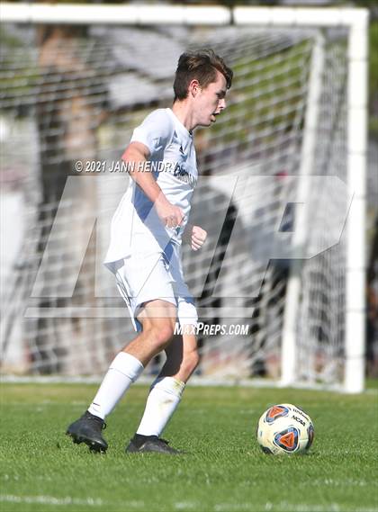 Thumbnail 1 in Coronado vs. Palo Verde (Class 5A Southern Section FINAL) photogallery.