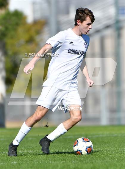Thumbnail 1 in Coronado vs. Palo Verde (Class 5A Southern Section FINAL) photogallery.