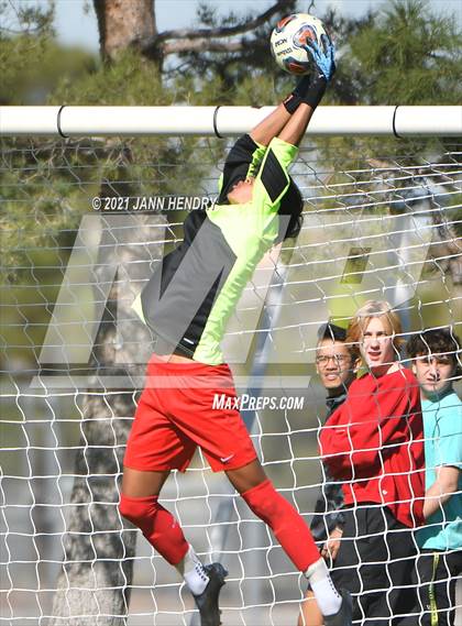 Thumbnail 1 in Coronado vs. Palo Verde (Class 5A Southern Section FINAL) photogallery.