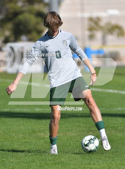 Thumbnail 3 in Coronado vs. Palo Verde (Class 5A Southern Section FINAL) photogallery.