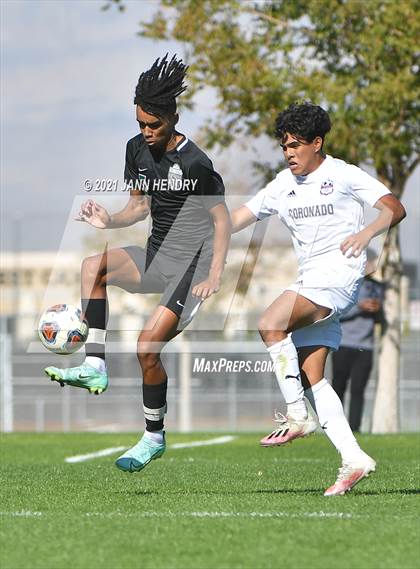 Thumbnail 3 in Coronado vs. Palo Verde (Class 5A Southern Section FINAL) photogallery.