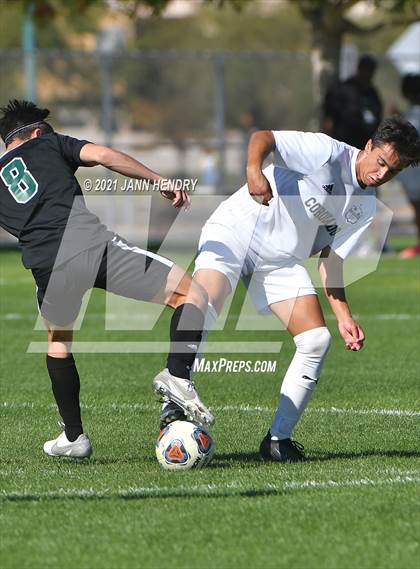 Thumbnail 2 in Coronado vs. Palo Verde (Class 5A Southern Section FINAL) photogallery.