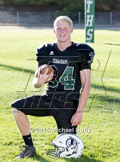 Thumbnail 3 in Tehachapi High School Varsity Football Individuals photogallery.