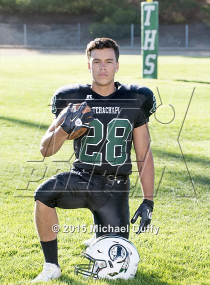 Thumbnail 1 in Tehachapi High School Varsity Football Individuals photogallery.