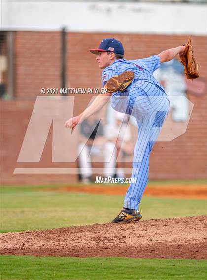 Thumbnail 3 in South View @ Terry Sanford photogallery.