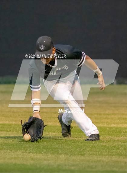 Thumbnail 2 in South View @ Terry Sanford photogallery.