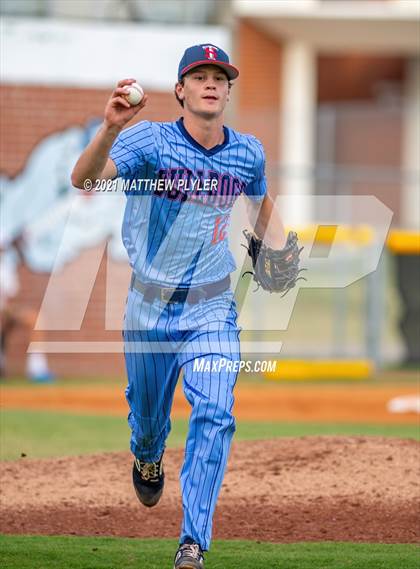 Thumbnail 1 in South View @ Terry Sanford photogallery.