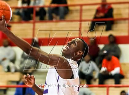 Thumbnail 1 in MacArthur vs. Lincoln  photogallery.
