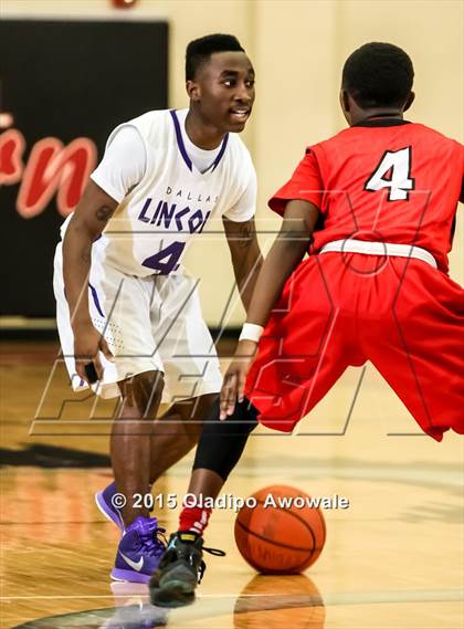 Thumbnail 2 in MacArthur vs. Lincoln  photogallery.