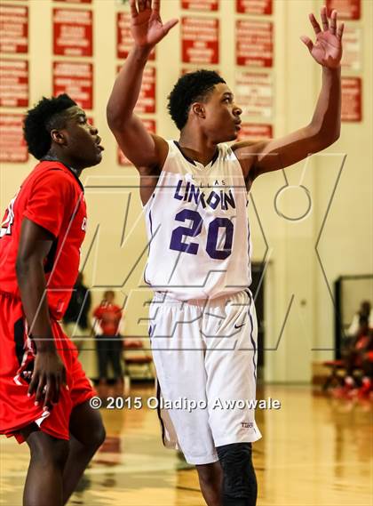 Thumbnail 1 in MacArthur vs. Lincoln  photogallery.